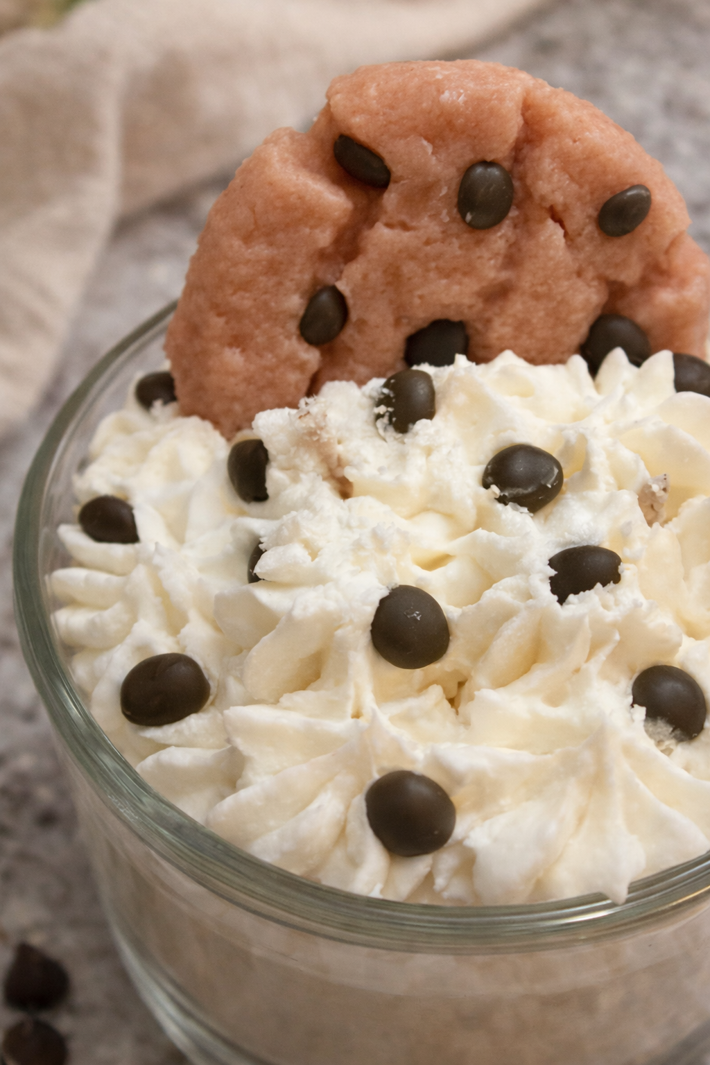 Classic Chocolate Chip Cookie – Dessert Candle