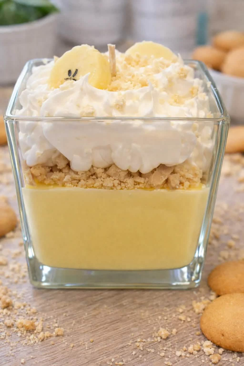 Banana Cream Pie Layered Bakery Scented Candle - Red Raven Candle Co