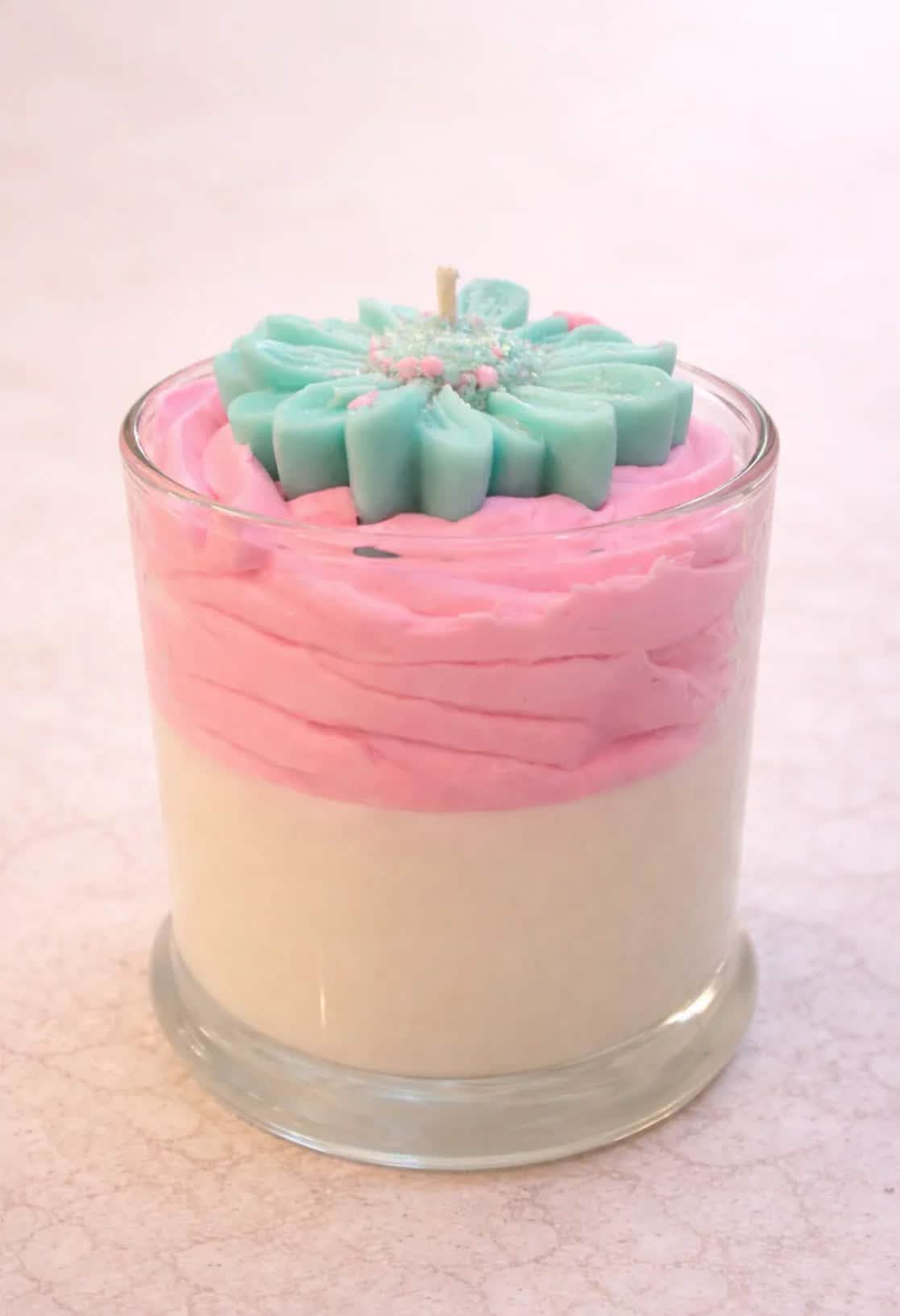 Pretty Chill – 12.25 oz Scented Candle - Red Raven Candle Co